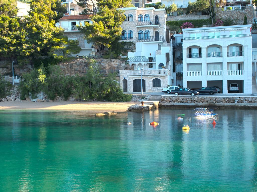 Apartments Casa Sul Mare พิสัก ภายนอก รูปภาพ