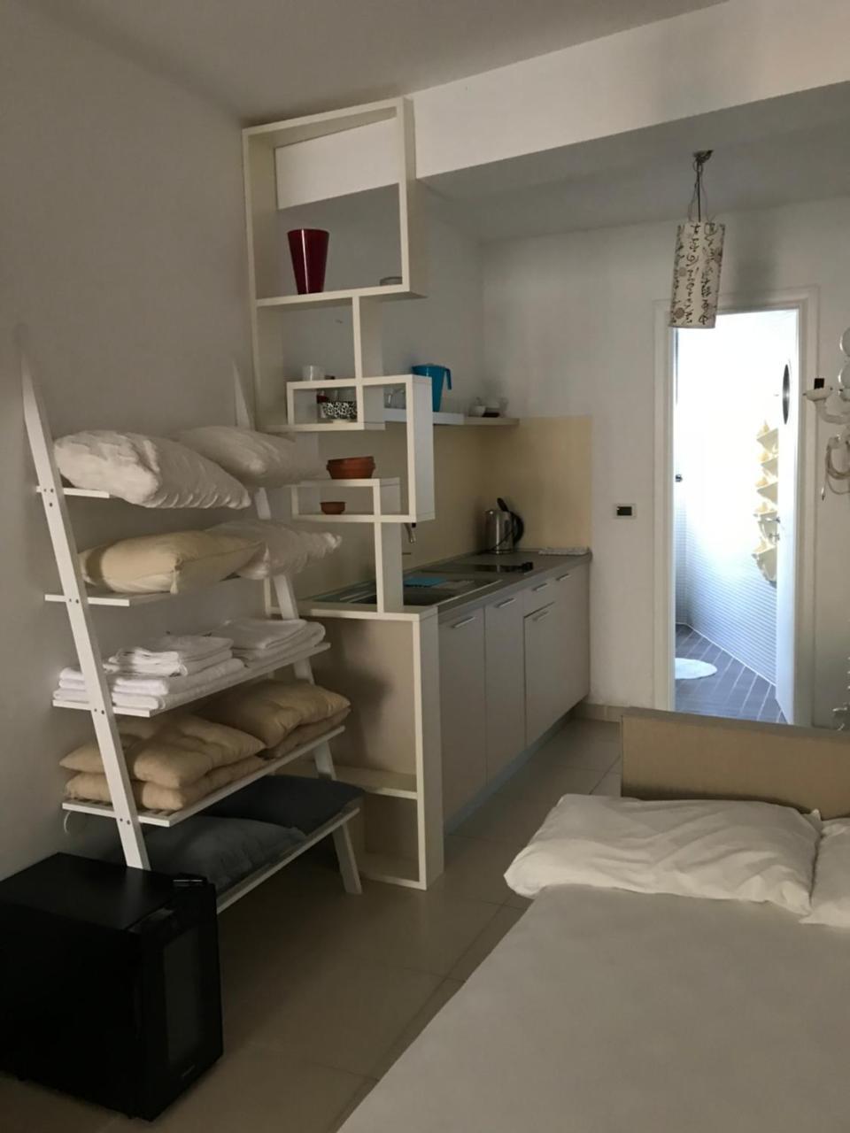 Apartments Casa Sul Mare พิสัก ภายนอก รูปภาพ